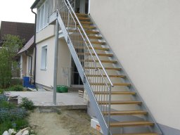 Aussentreppe gerade-015